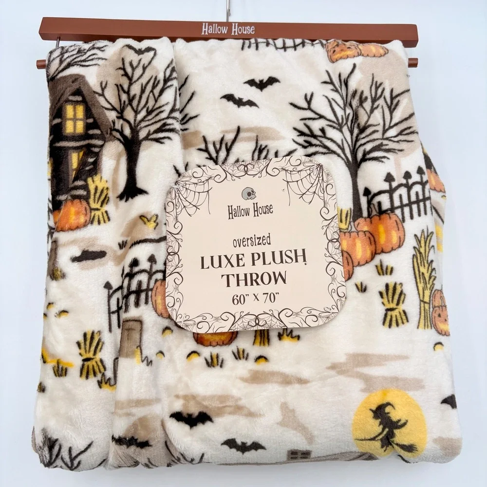 Hallow House Halloween Luxe Plush Throw Blanket and Decorative Pillow Set Cream